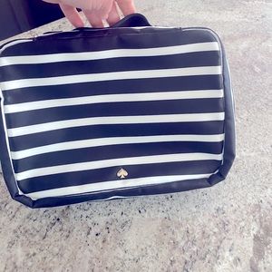 NWOT- !! Kate Spade Two Piece Toiletry/Travel Bag Set. Never used